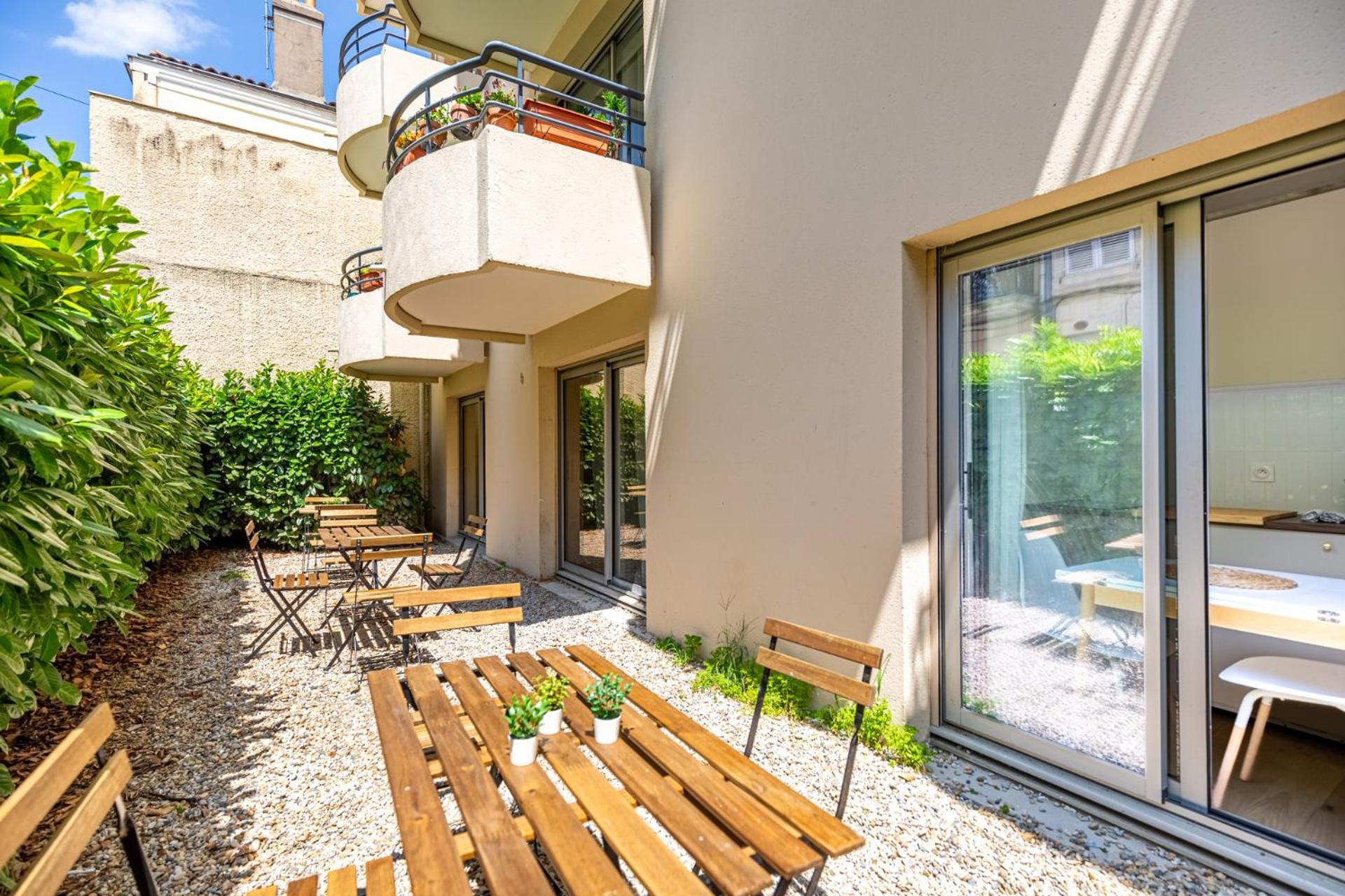 Lavie Maison Balneo Garden Flat Μπορντό Εξωτερικό φωτογραφία